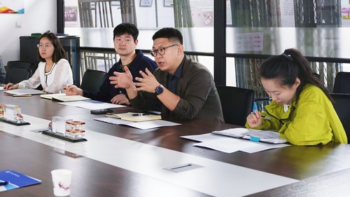 贵阳信息科技学院座谈会 (4).jpg